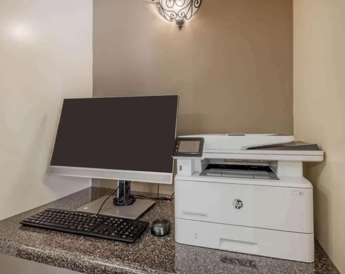 Sonesta Simply Suites Клиъруотър Екстериор снимка